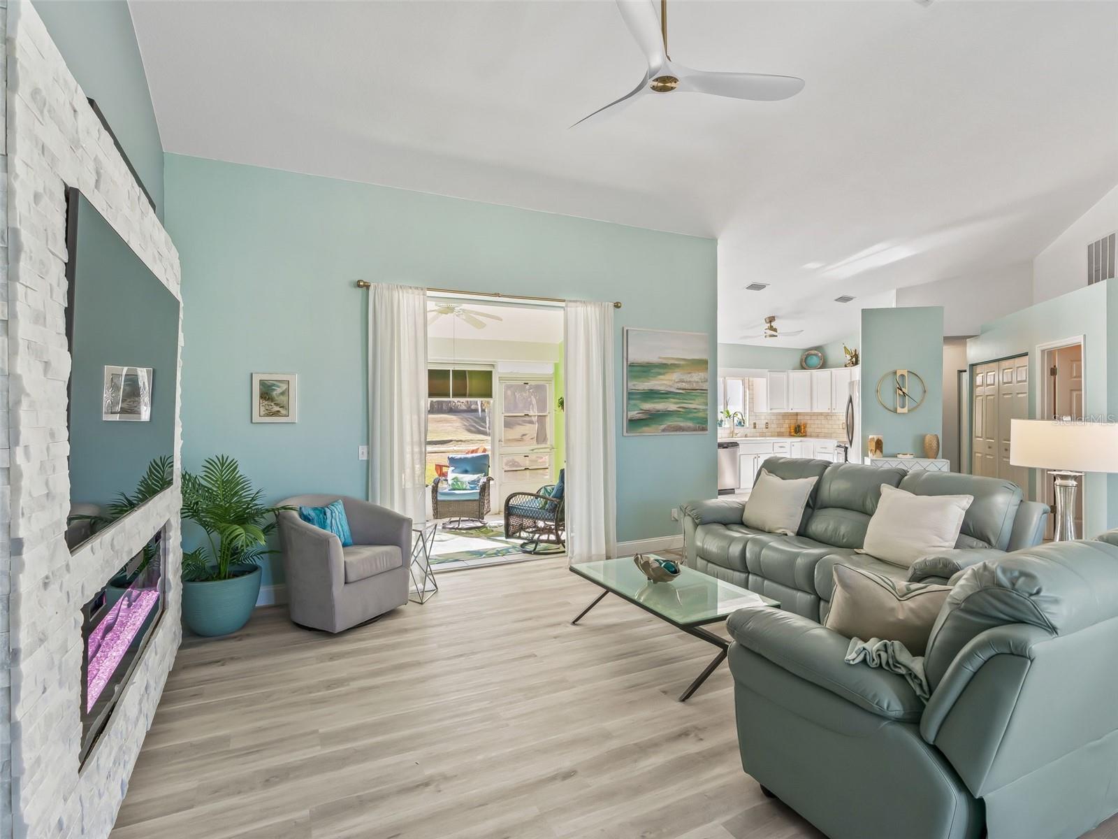 OCALA PALMS UN I - Residential