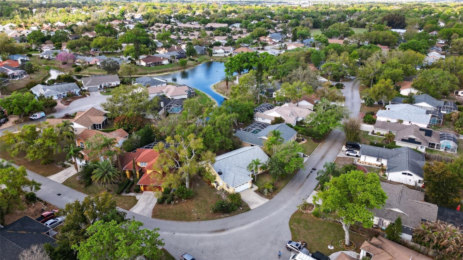 HAMLETS GROVE - Residential