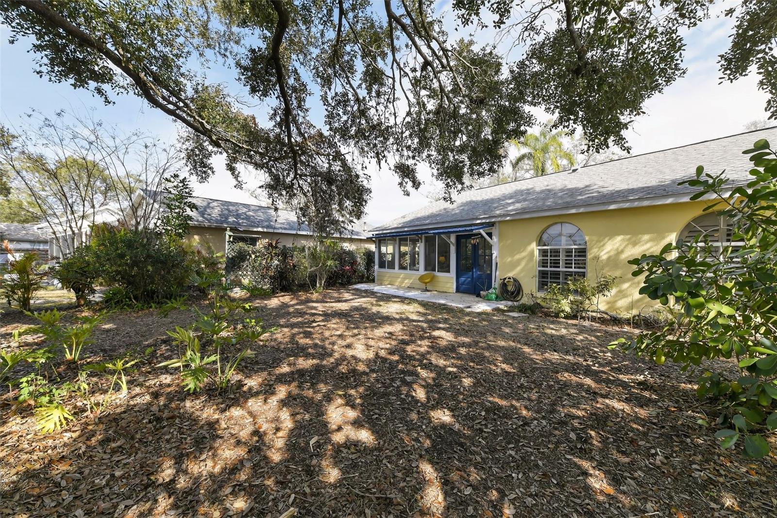 HAMLETS GROVE - Residential