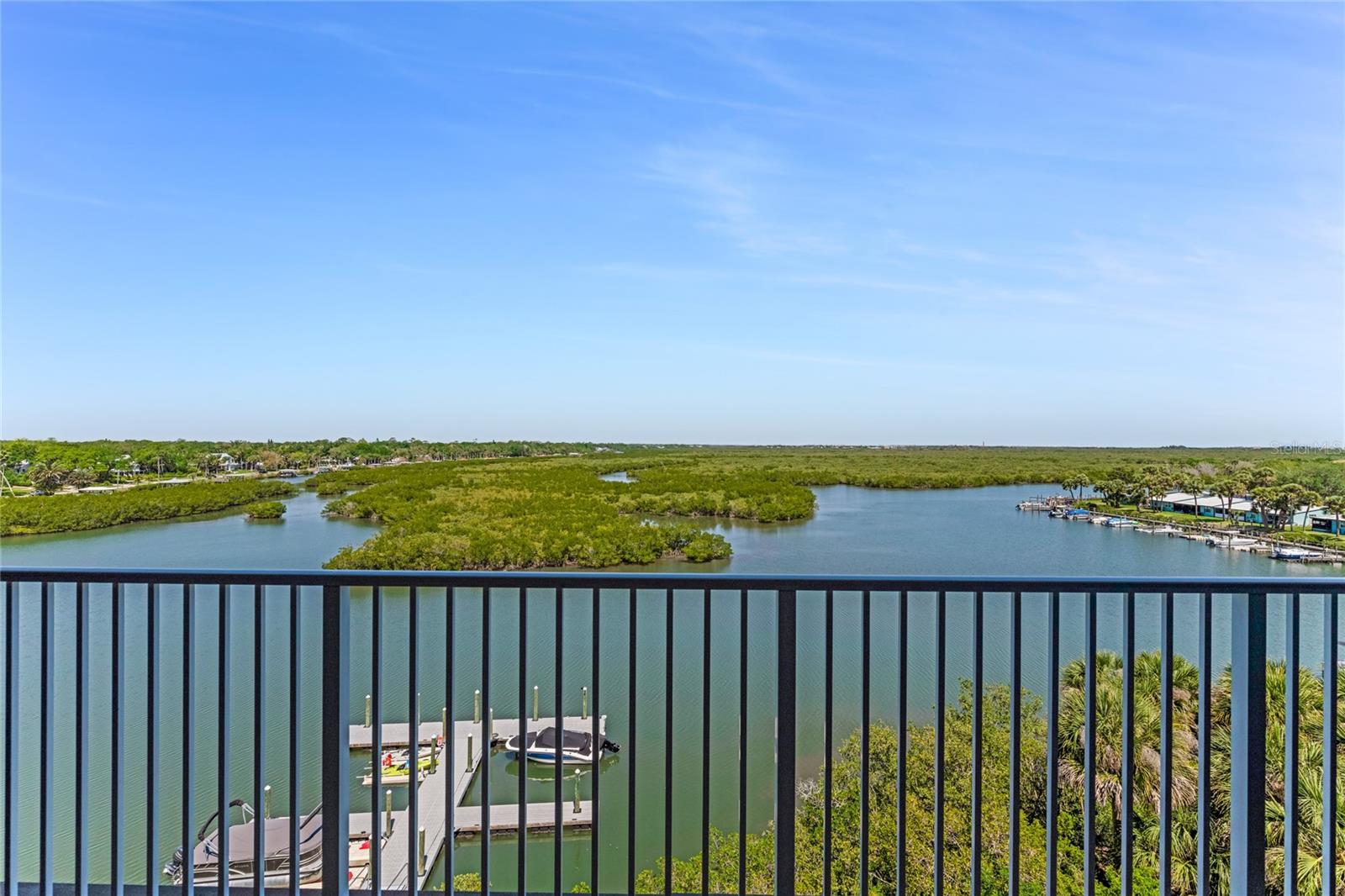 5 RIVERWALK DRIVE 604