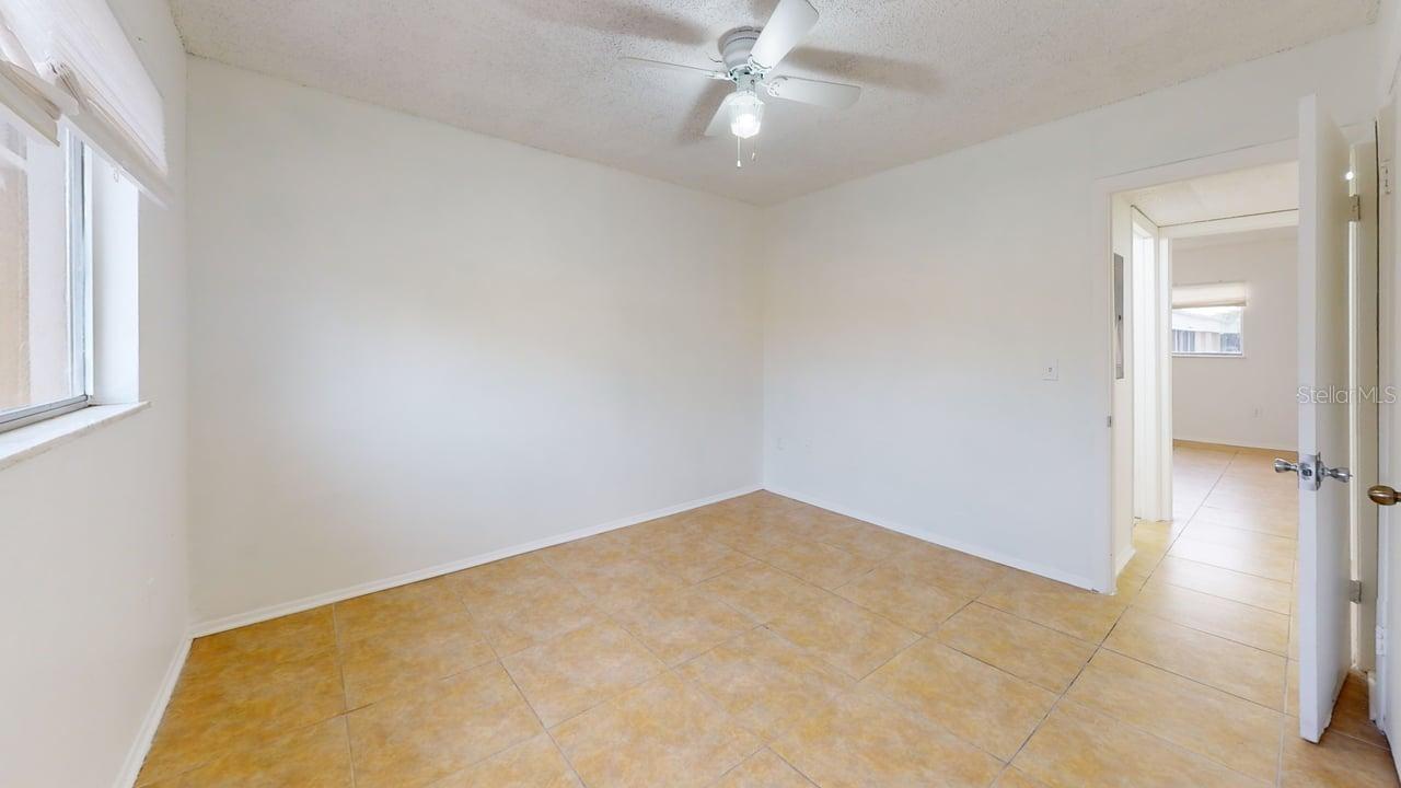 ASHWOOD CONDO - Residential Lease