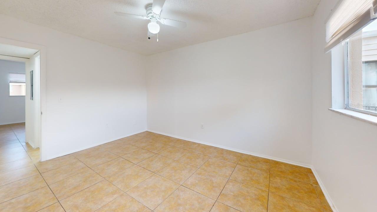 ASHWOOD CONDO - Residential Lease