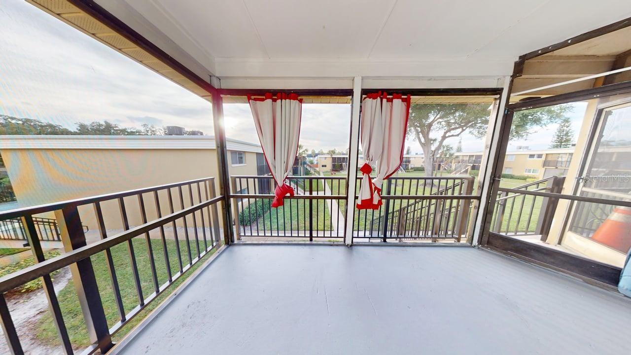 ASHWOOD CONDO - Residential Lease