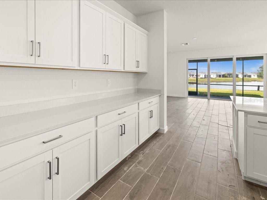 HARBOR EAST - Residential