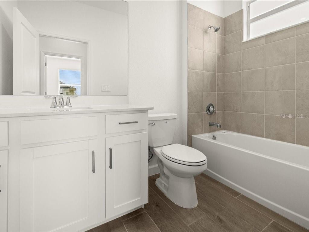 HARBOR EAST - Residential