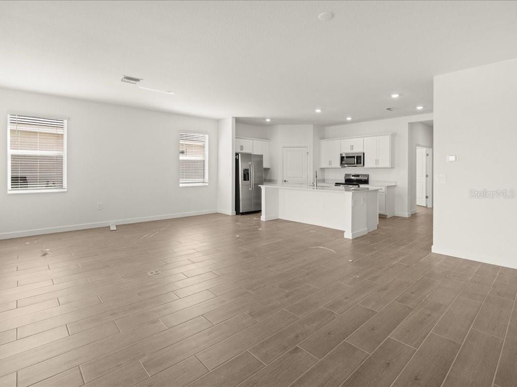 HARBOR EAST - Residential