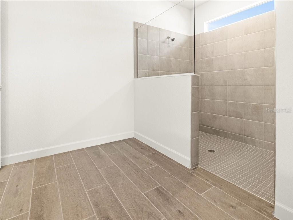 HARBOR EAST - Residential