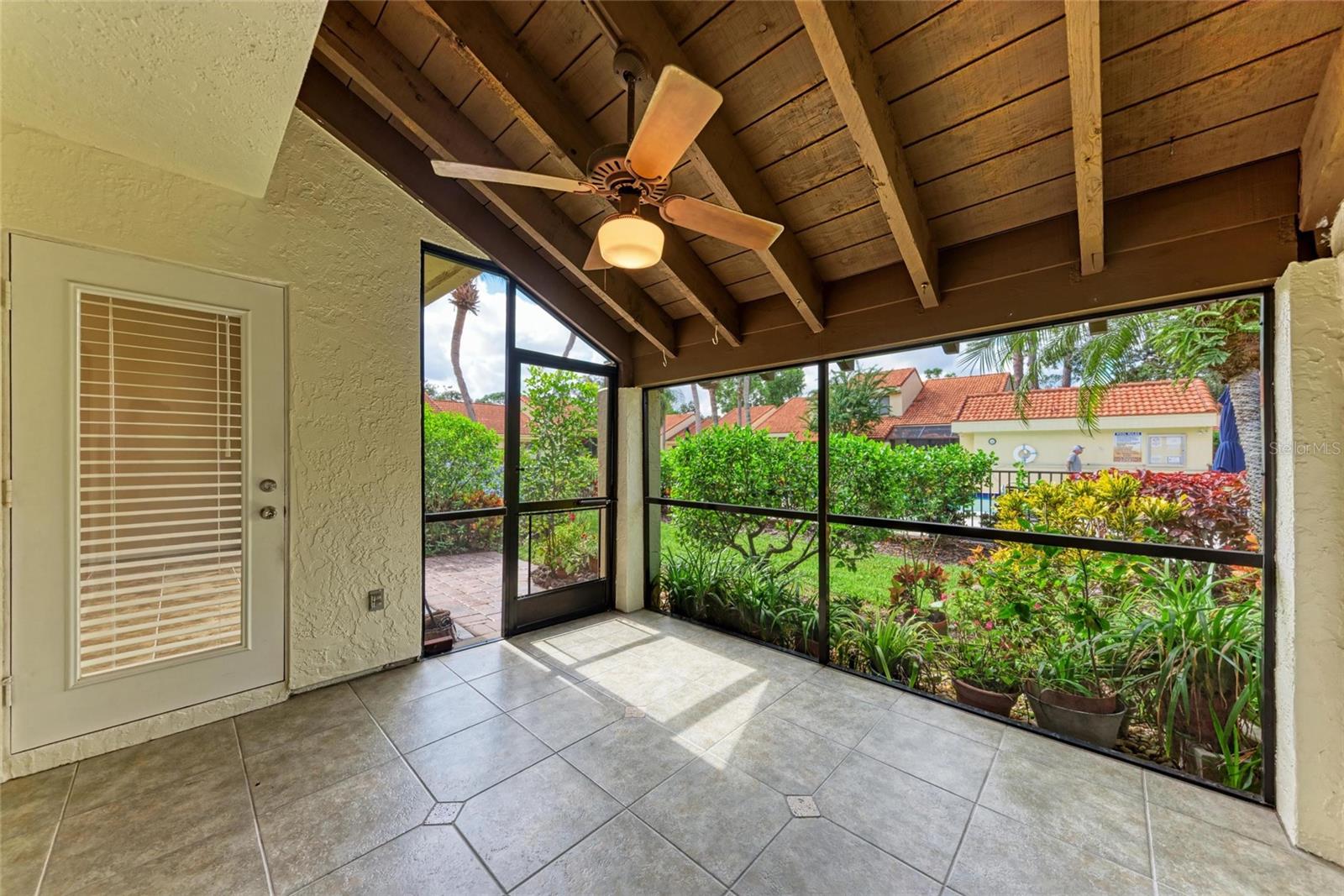 HUNTINGWOOD - Residential