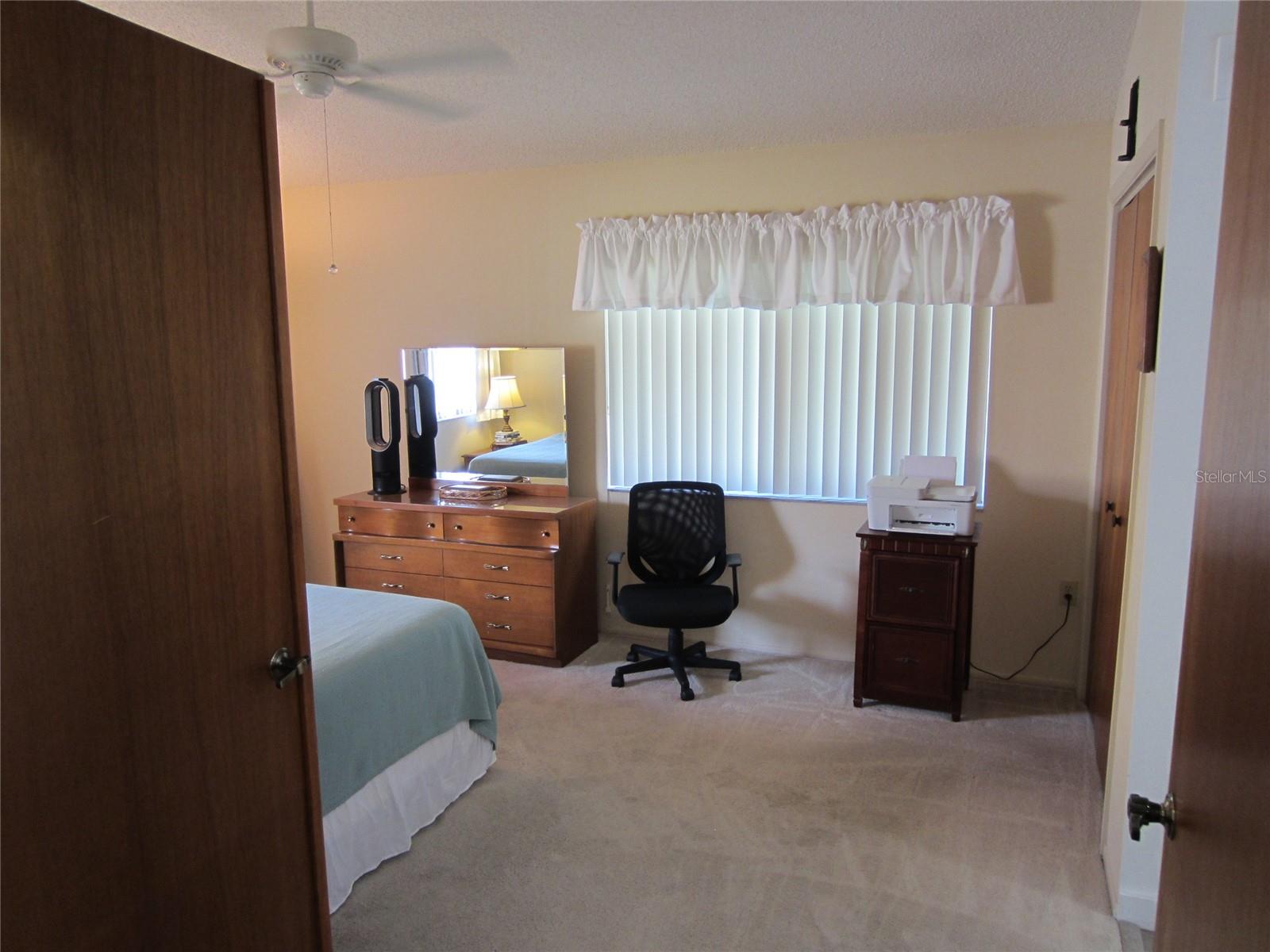 WINDSOR MILL - Residential