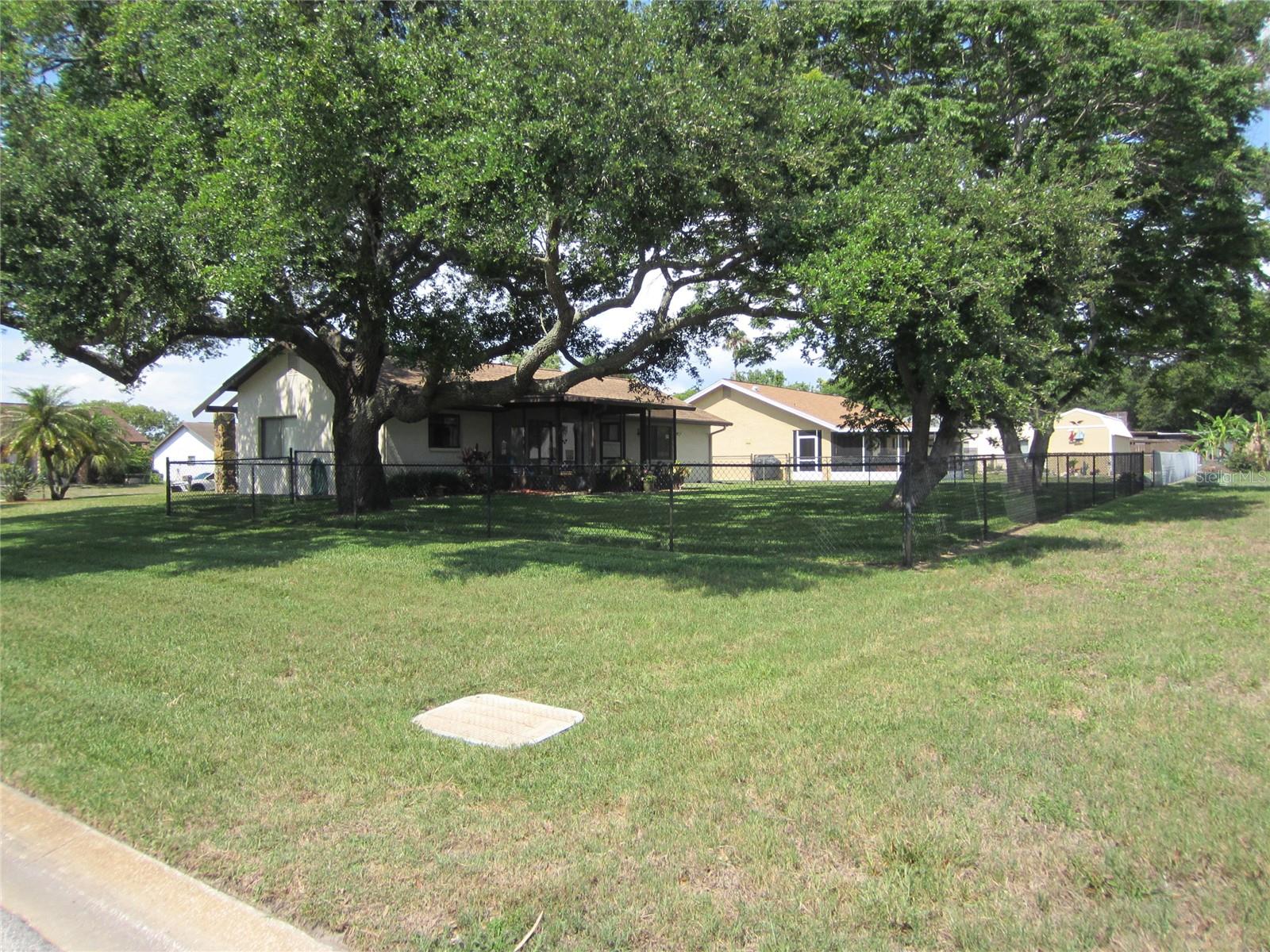WINDSOR MILL - Residential