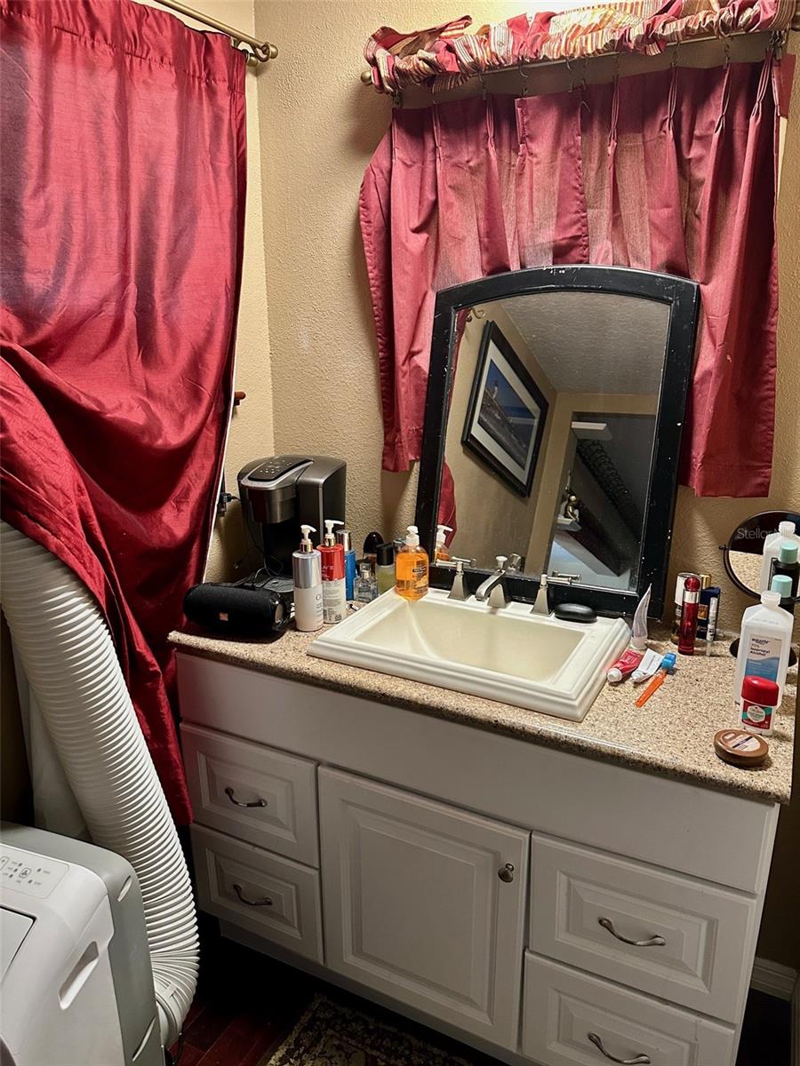 BARCLAY WOODS 1ST ADD - Residential