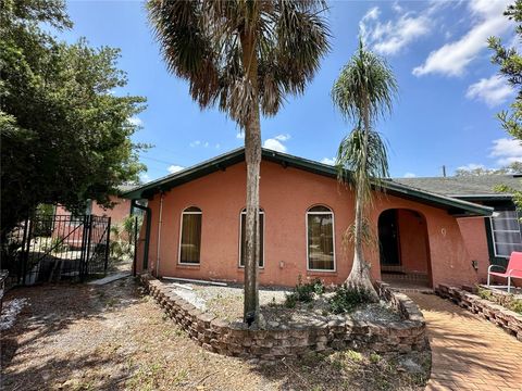 Photo of 300 Broadview Avenue, Altamonte Springs, FL 32701 (MLS # O6304364)