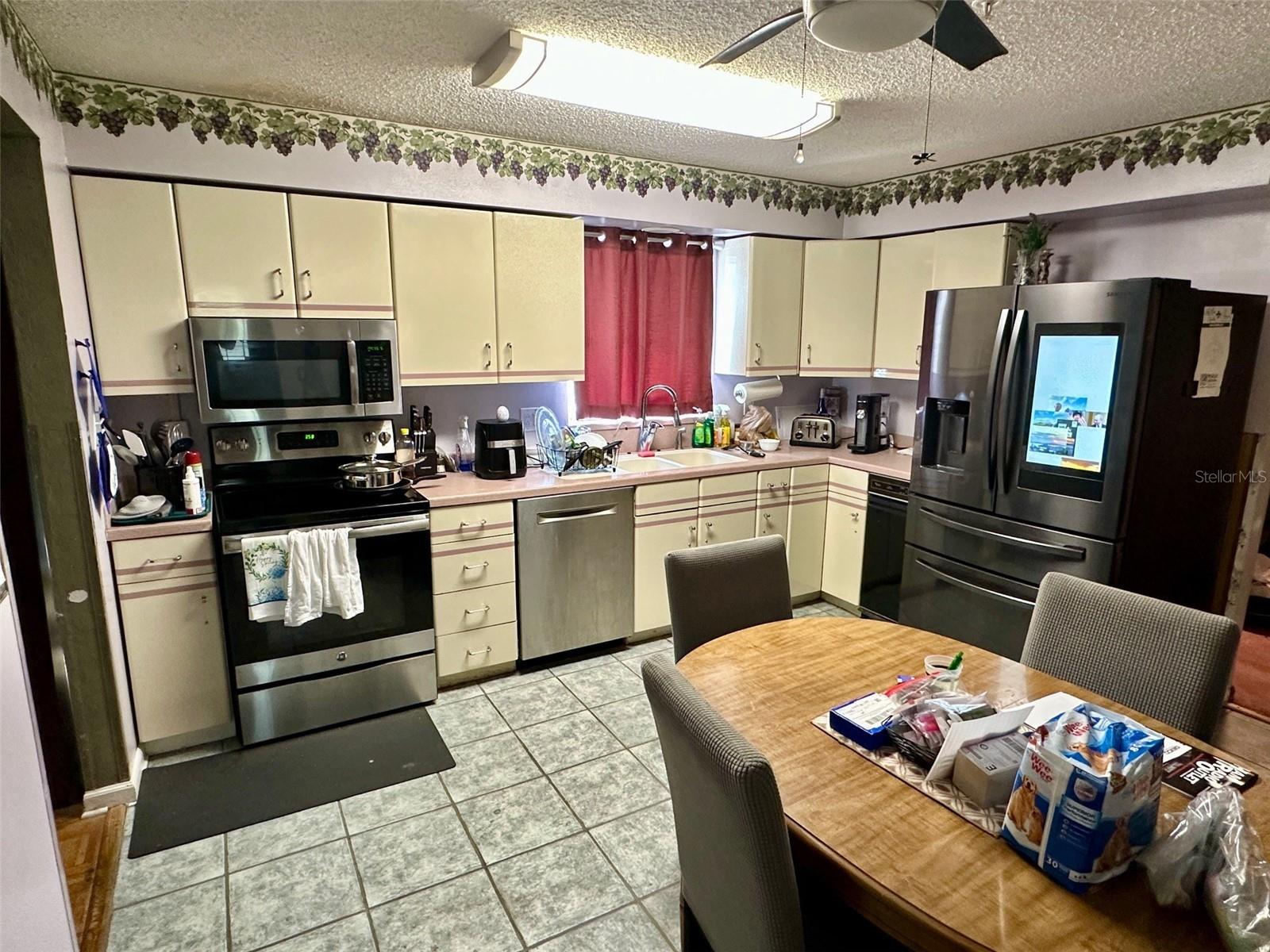 BARCLAY WOODS 1ST ADD - Residential