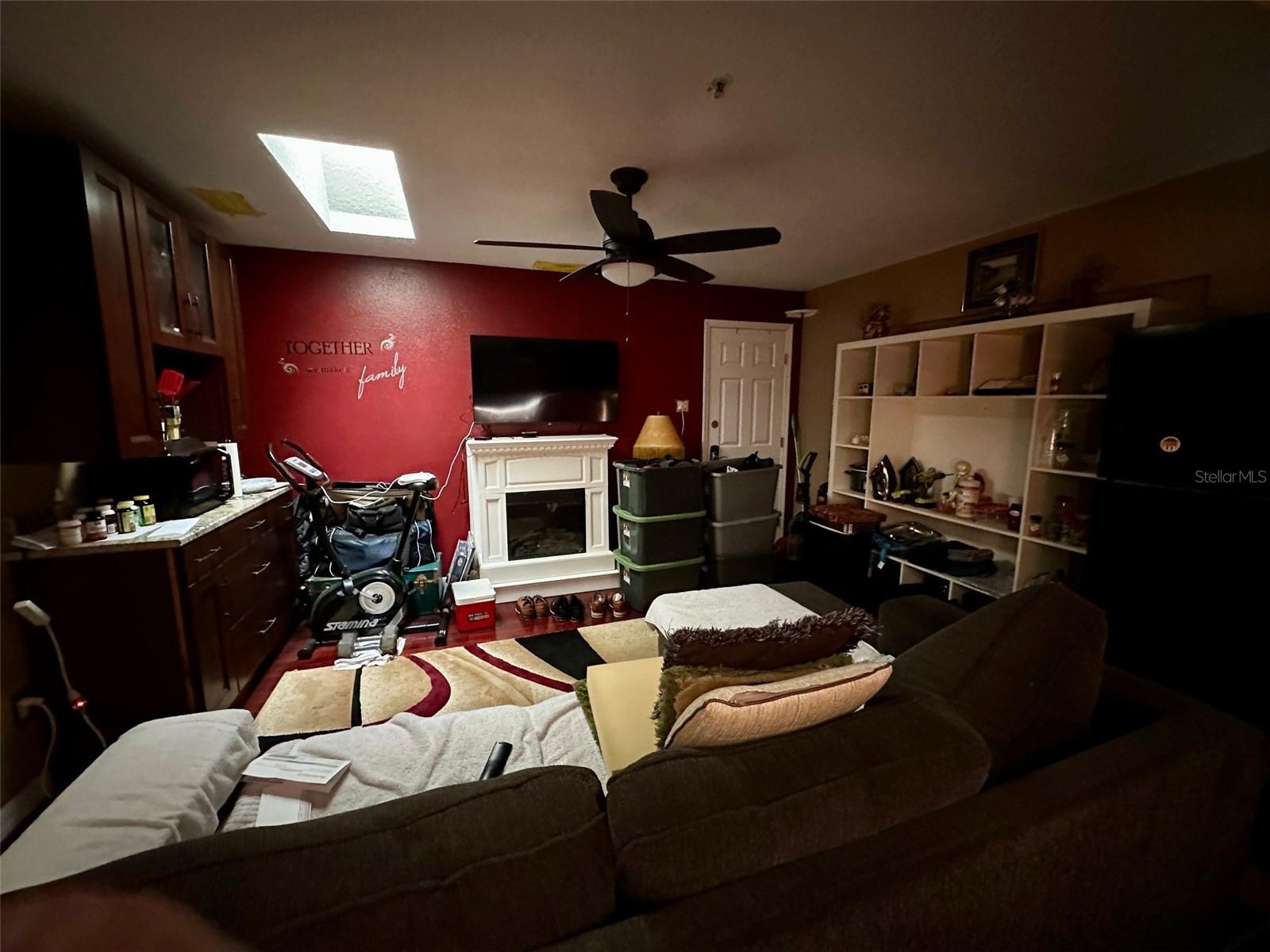 BARCLAY WOODS 1ST ADD - Residential