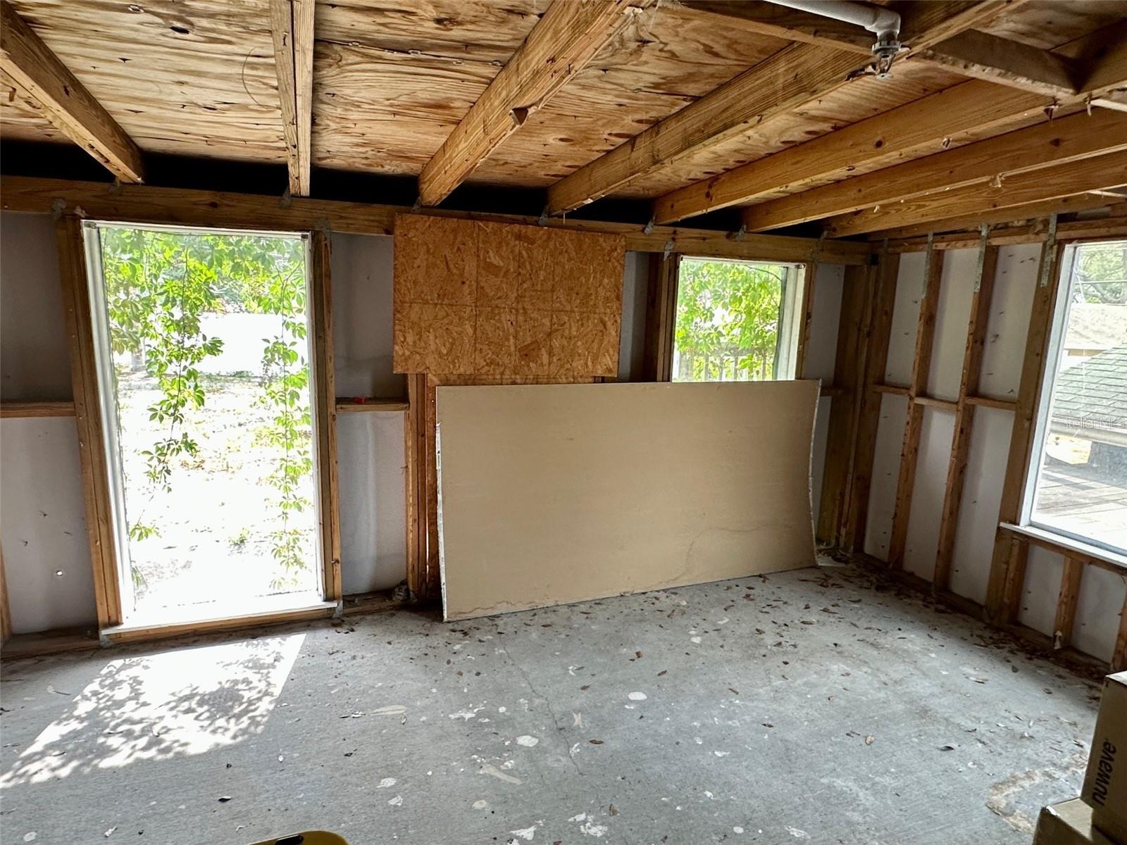 BARCLAY WOODS 1ST ADD - Residential