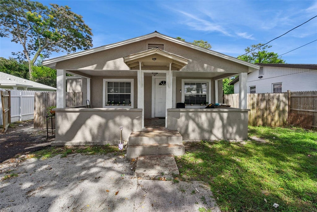 Photo of 1307 W Kaley Avenue, Orlando, FL 32805 (MLS # O6445822)