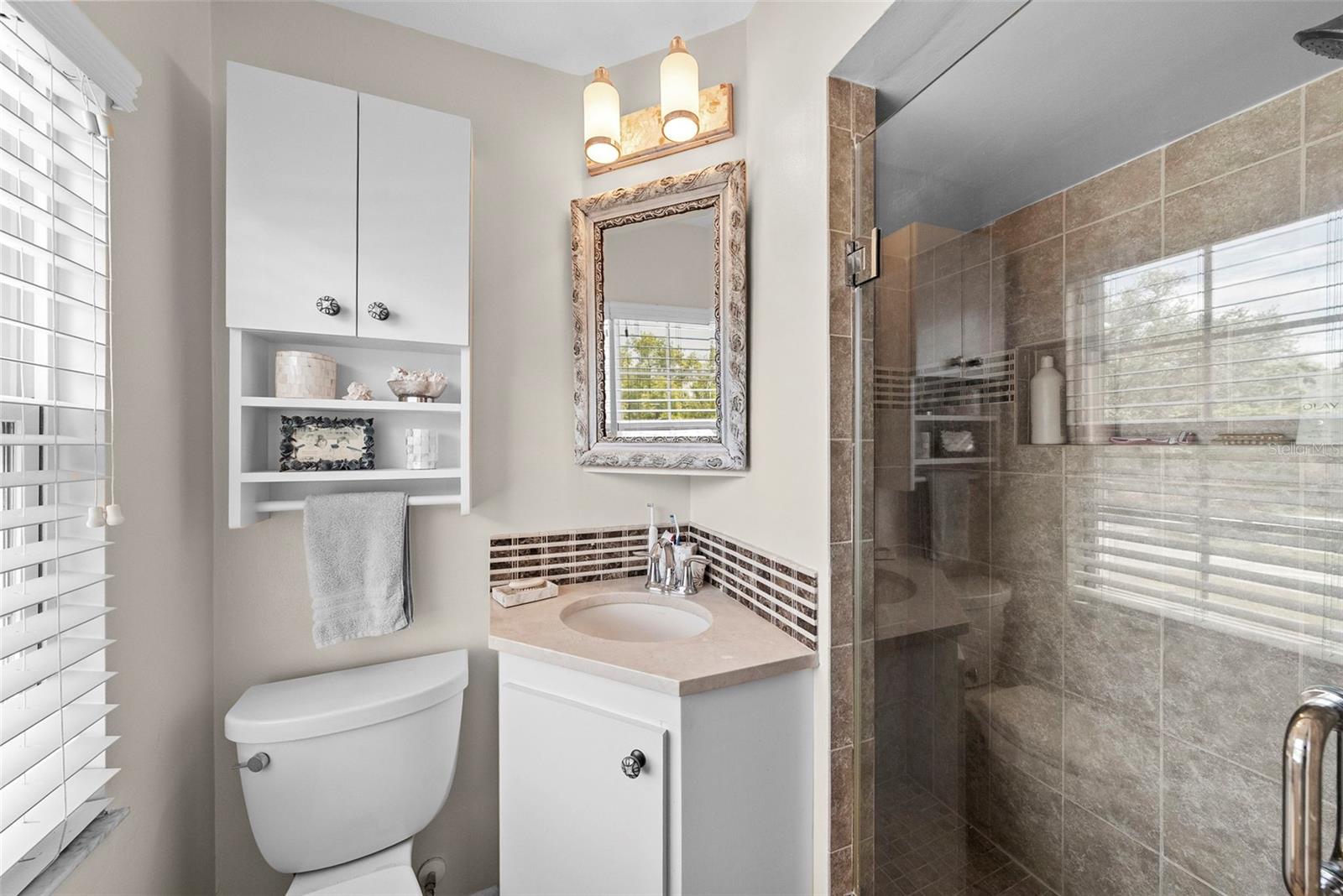 HENDERSON BEACH - Residential