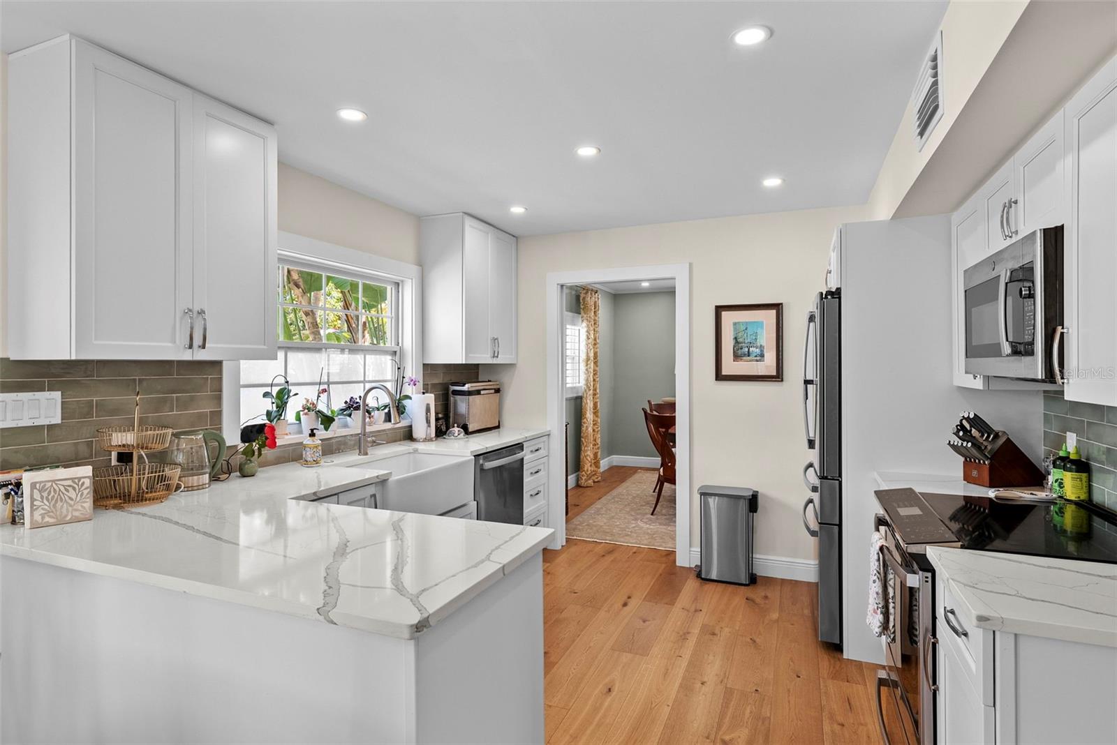 HENDERSON BEACH - Residential