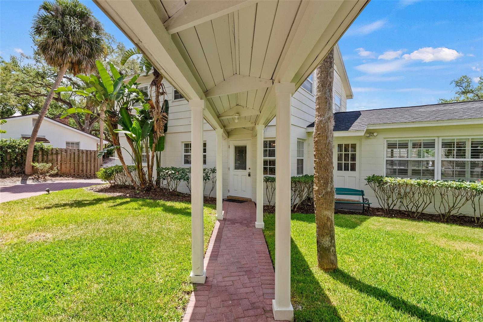 HENDERSON BEACH - Residential