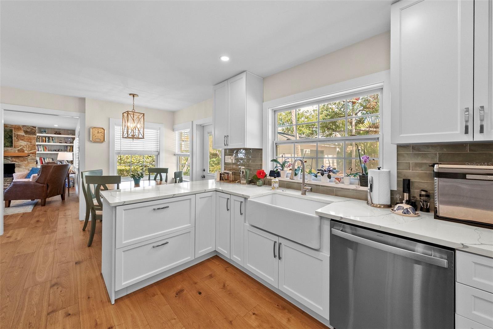 HENDERSON BEACH - Residential