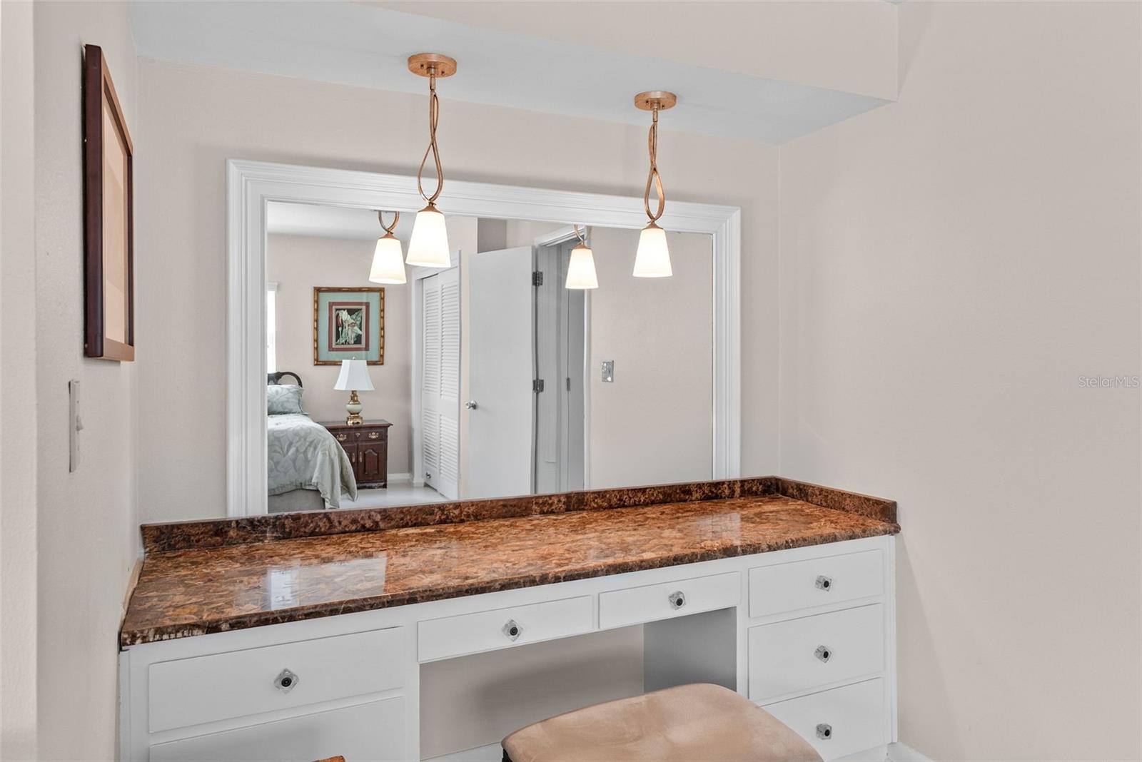 HENDERSON BEACH - Residential