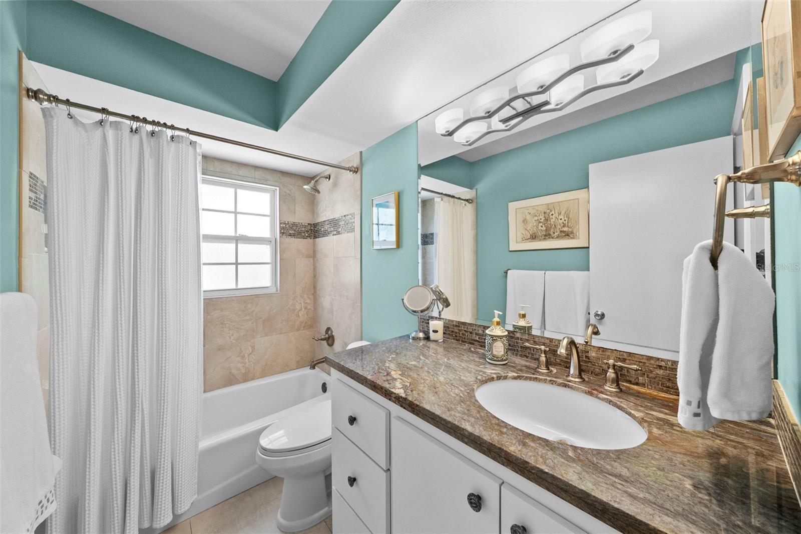 HENDERSON BEACH - Residential