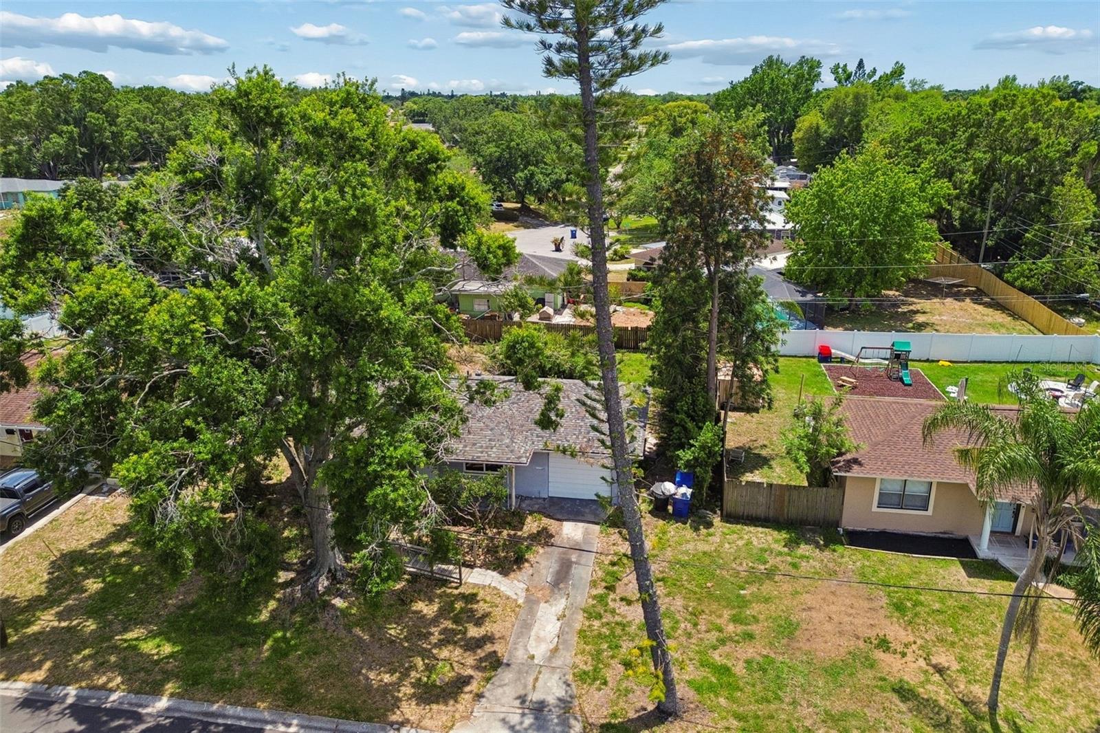 BRENTWOOD HEIGHTS 2ND ADD - Residential