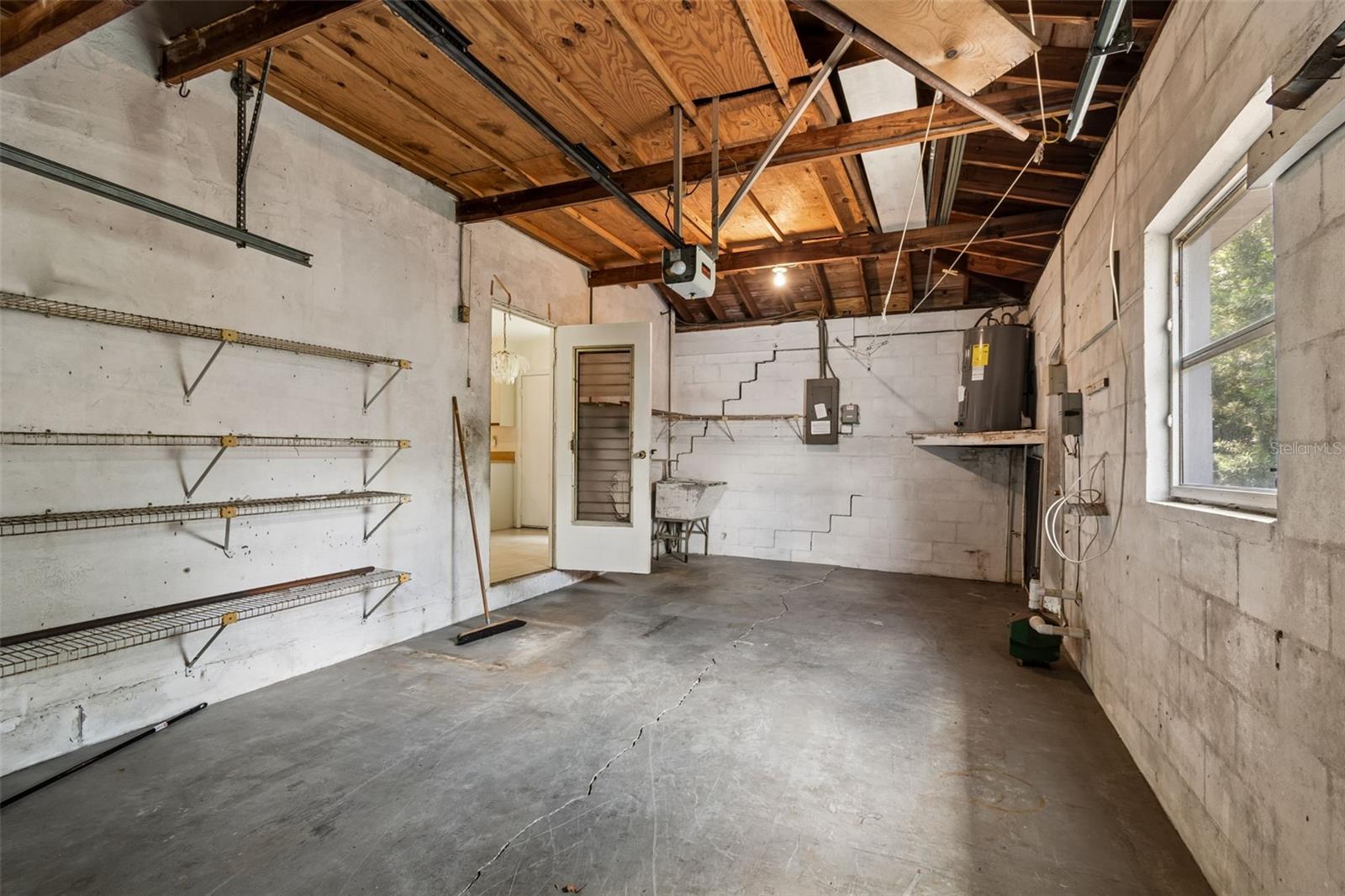 BRENTWOOD HEIGHTS 2ND ADD - Residential