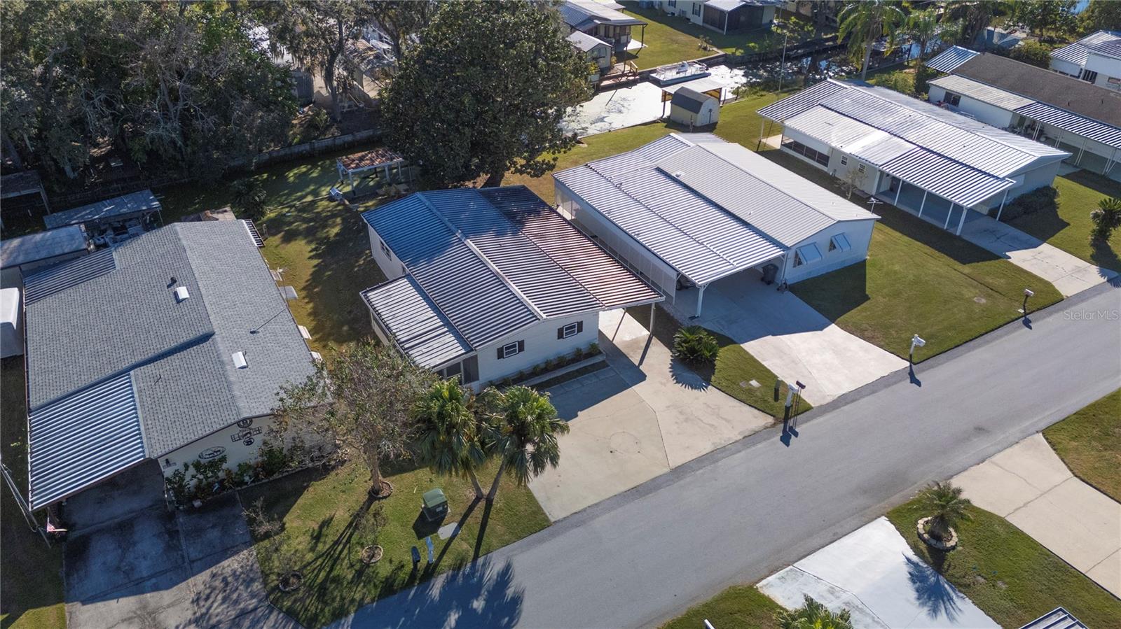 LAKE MARIANA ACRES - Residential