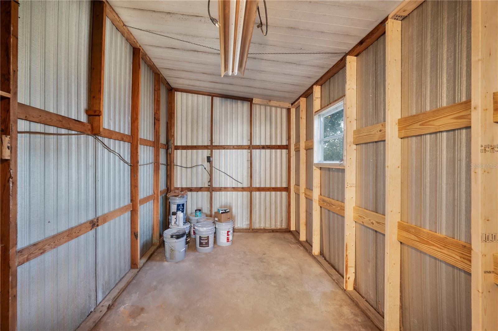 LAKE MARIANA ACRES - Residential