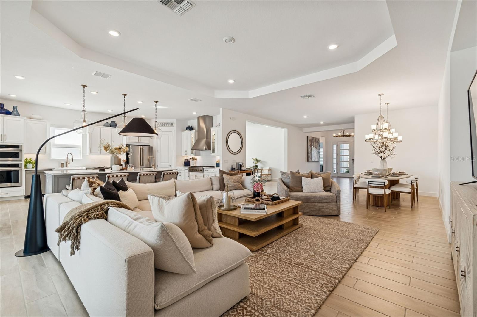 ESPLANADE/WIREGRASS RANCH PH - Residential