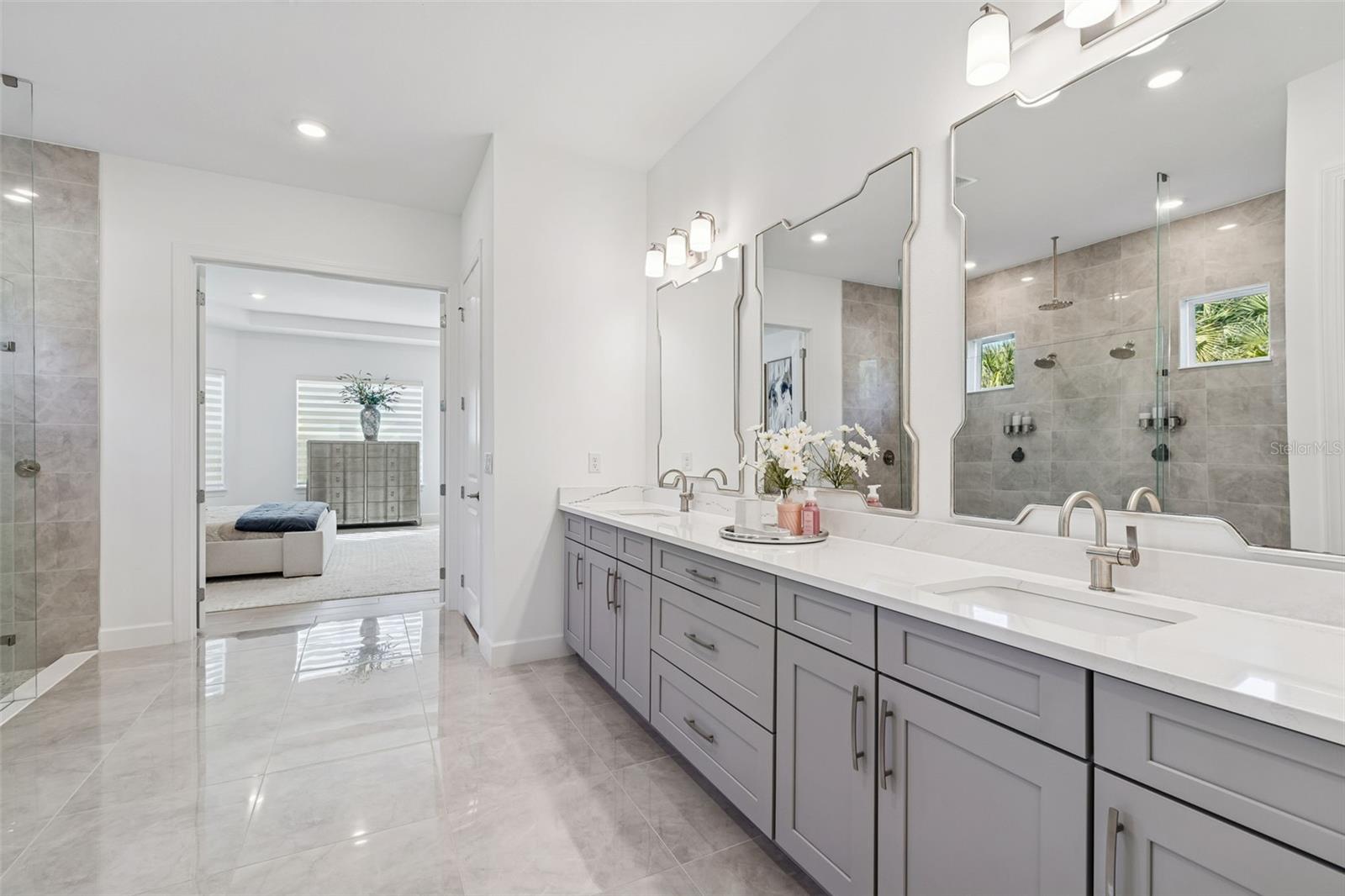 ESPLANADE/WIREGRASS RANCH PH - Residential