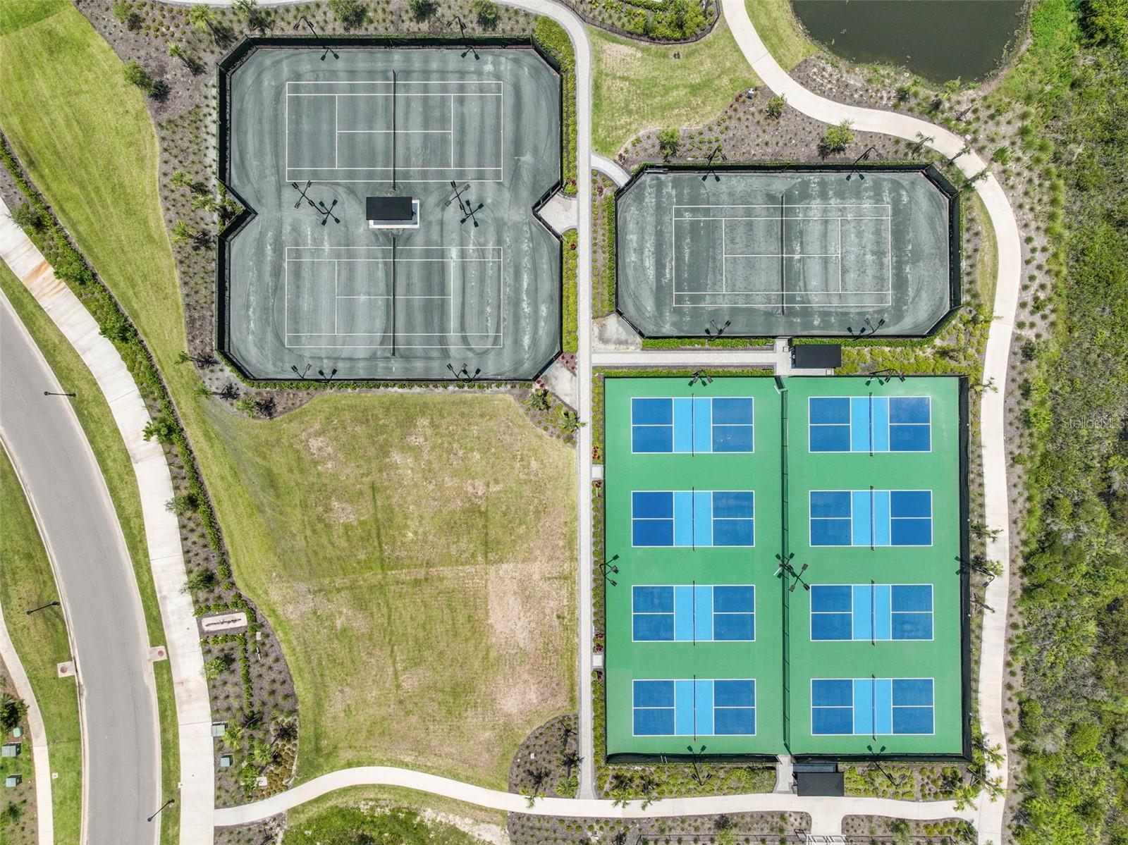 ESPLANADE/WIREGRASS RANCH PH - Residential