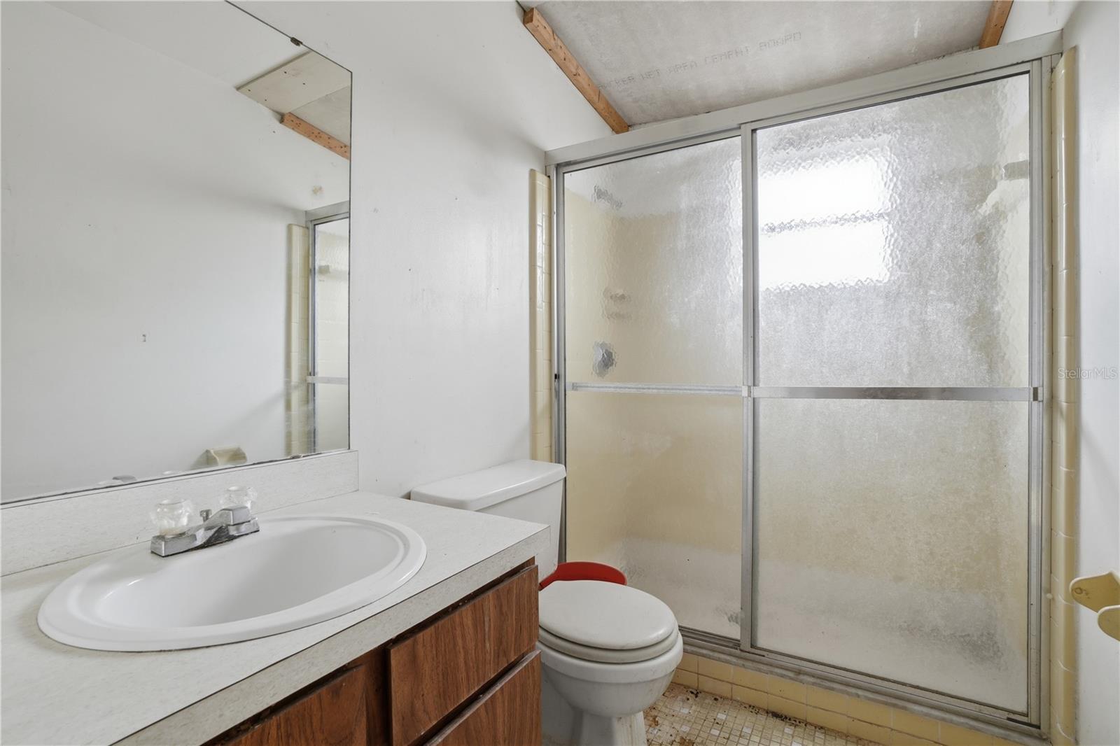 ORANGEWOOD SHADOWWOOD - Residential