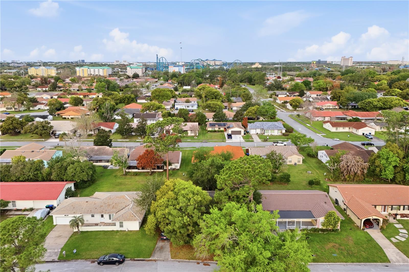 ORANGEWOOD SHADOWWOOD - Residential