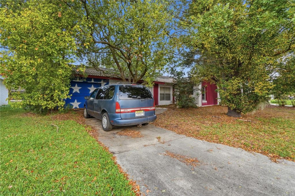 Photo of 10632 Deergrass Lane, Orlando, FL 32821 (MLS # O6393519)