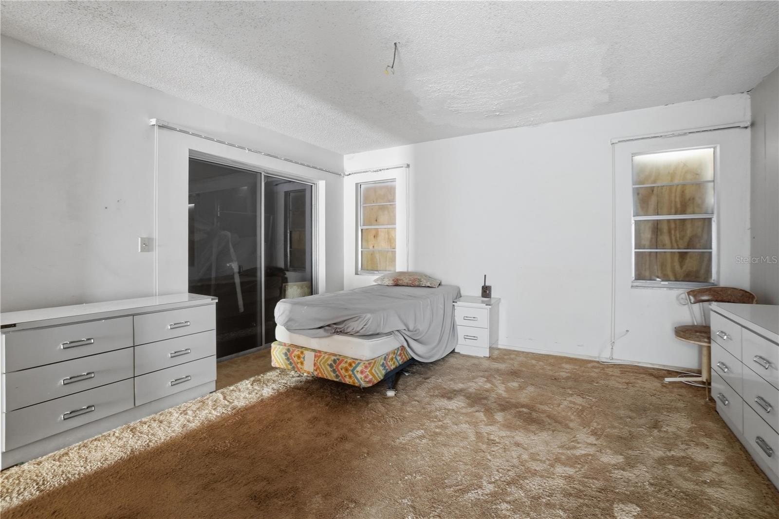 ORANGEWOOD SHADOWWOOD - Residential