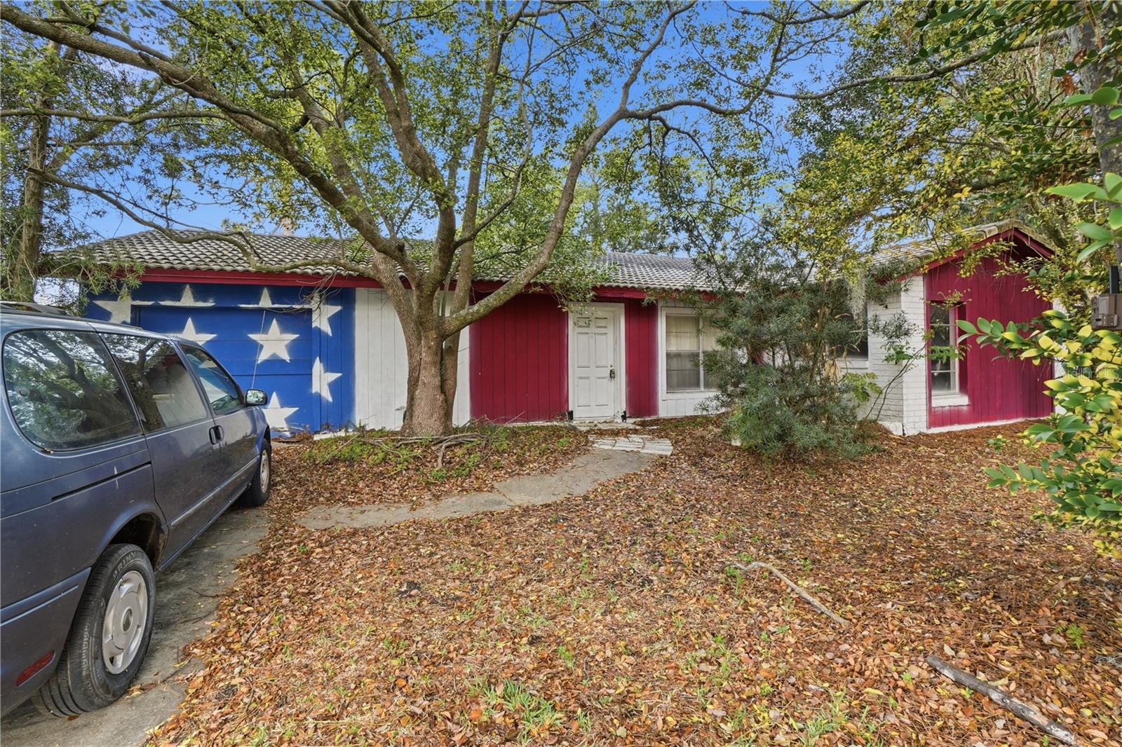 ORANGEWOOD SHADOWWOOD - Residential