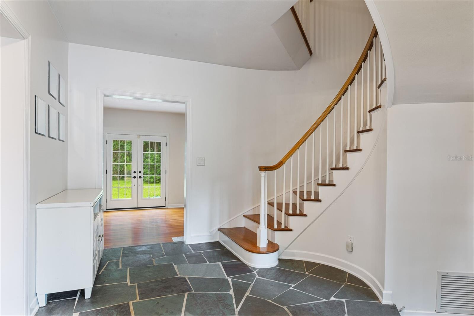 KIRKWOOD - Residential Lease