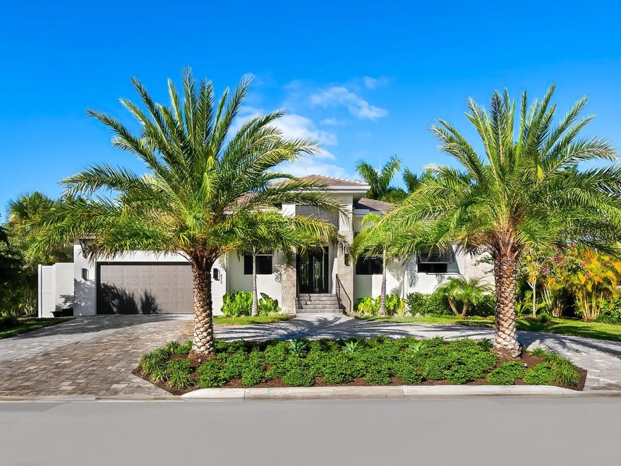 Set on idyllic Bird Key, a barrier island adjacent to downtown Sarasota, this custom home just might be what you have been waiting for.