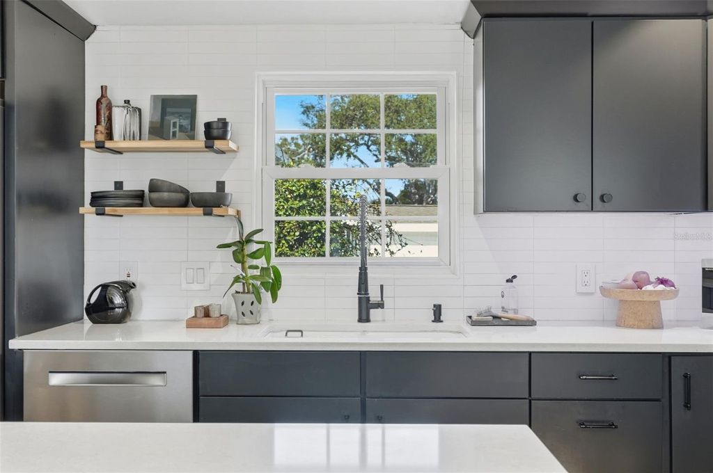 Photo of 1201 30th Avenue N, St Petersburg, FL 33704 (MLS # TB8464978)