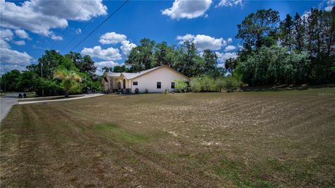 A home in DUNNELLON