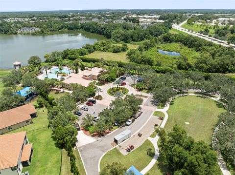 A home in LAKELAND