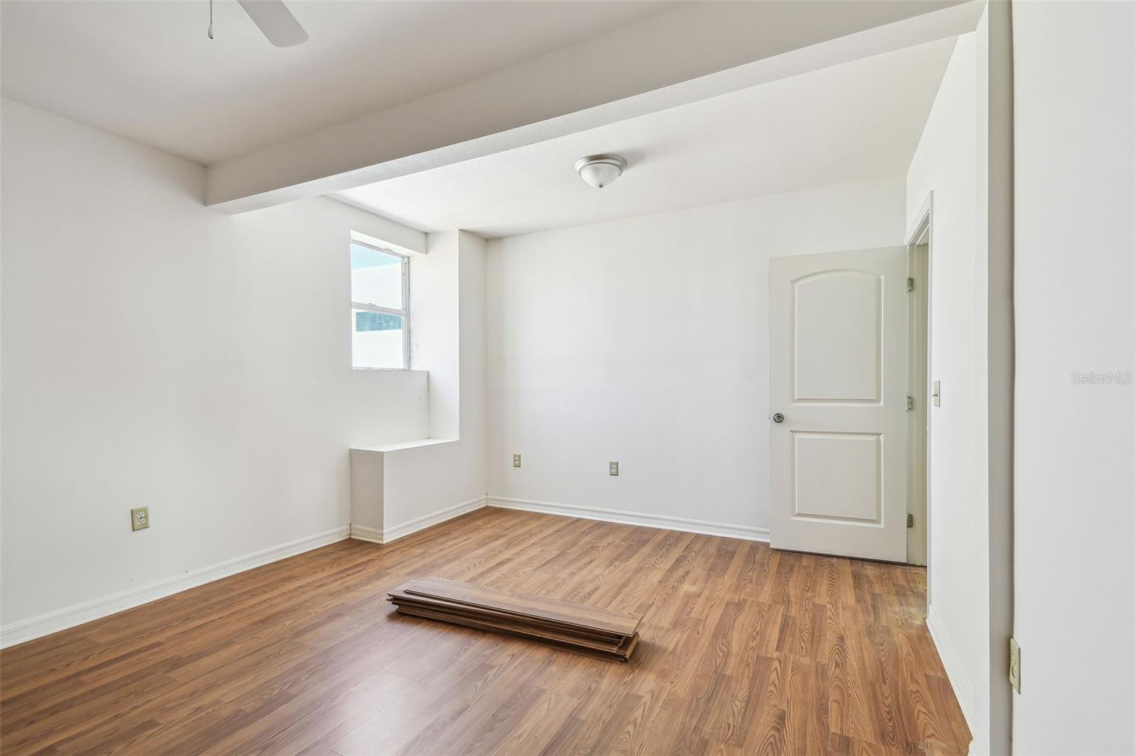 INDIAN ROCKS - Residential