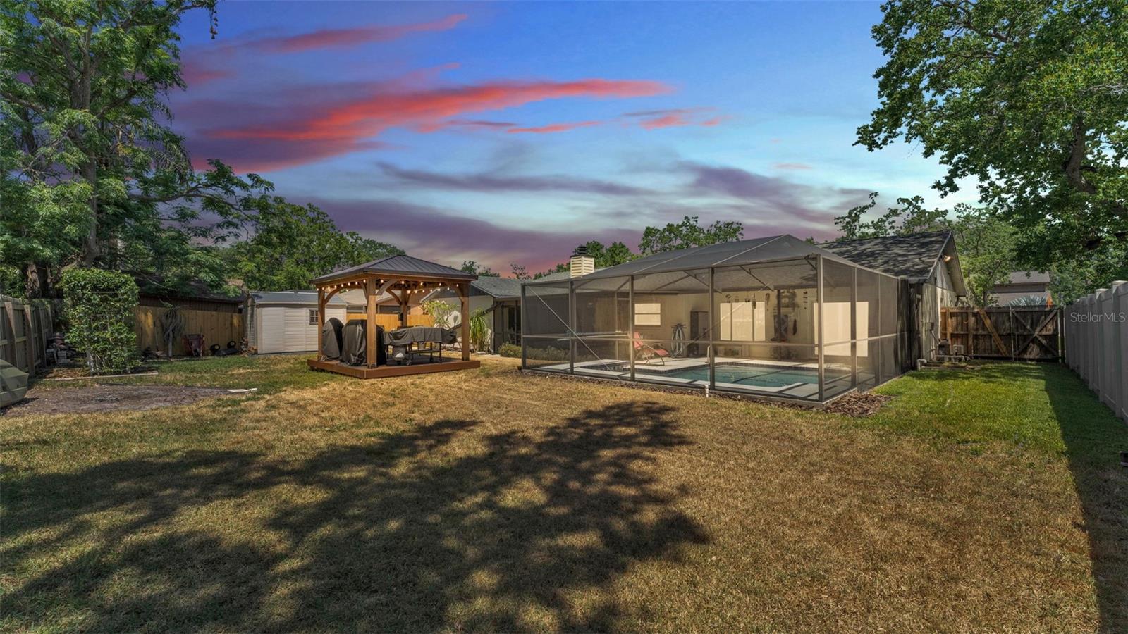 619 SHADY NOOK DRIVE
