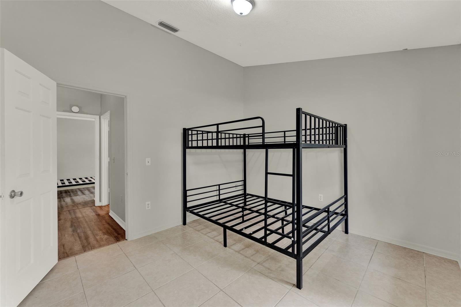 BLACKWATER OAKS - Residential