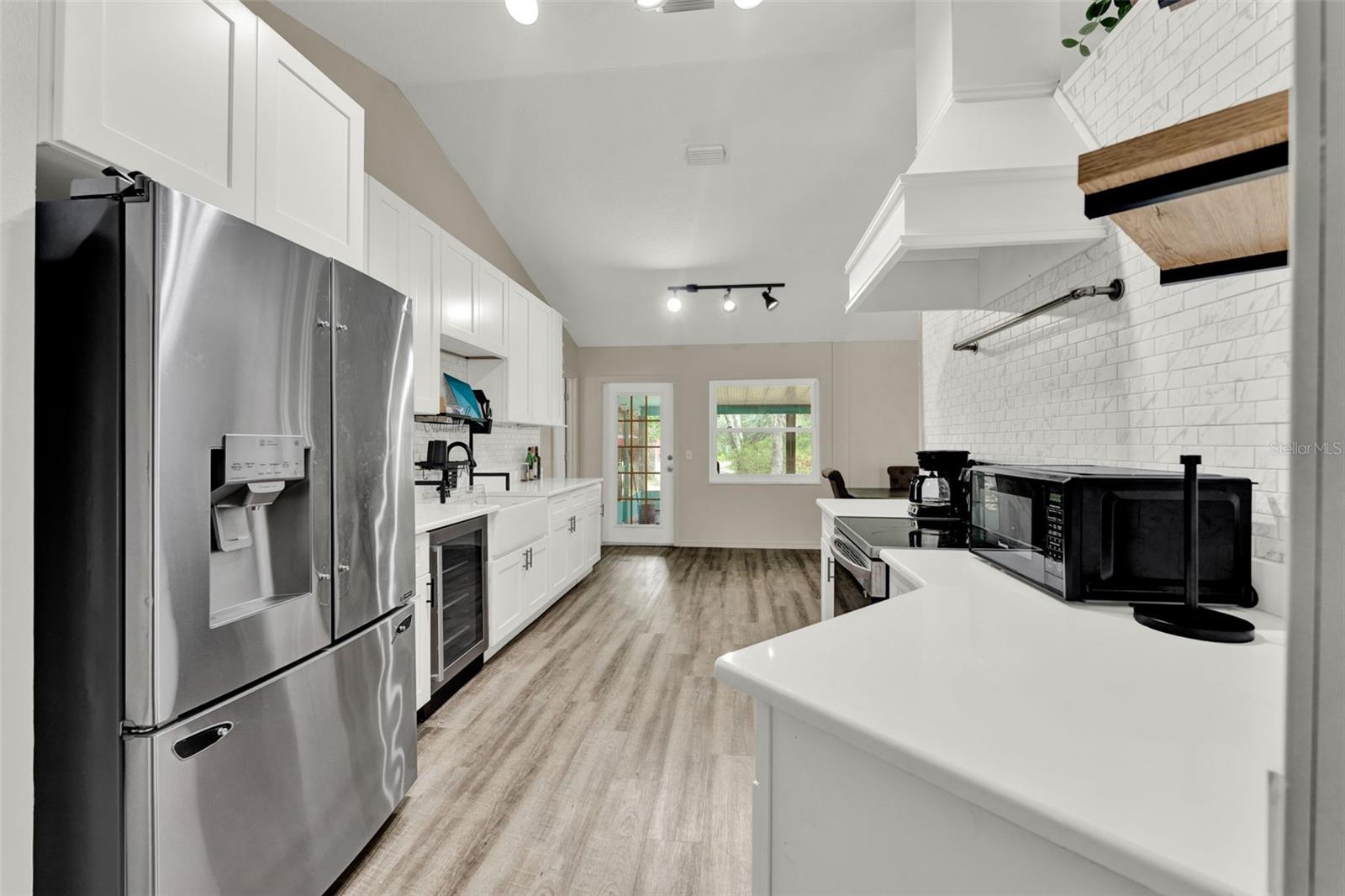 BLACKWATER OAKS - Residential