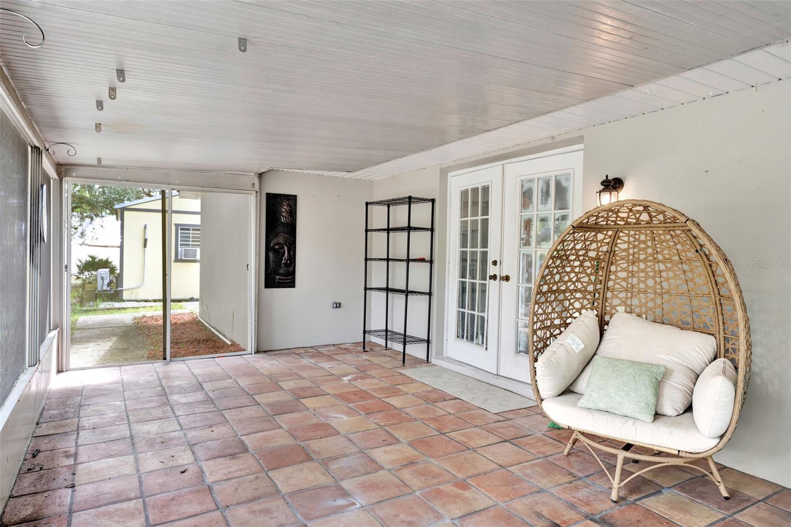 BLACKWATER OAKS - Residential