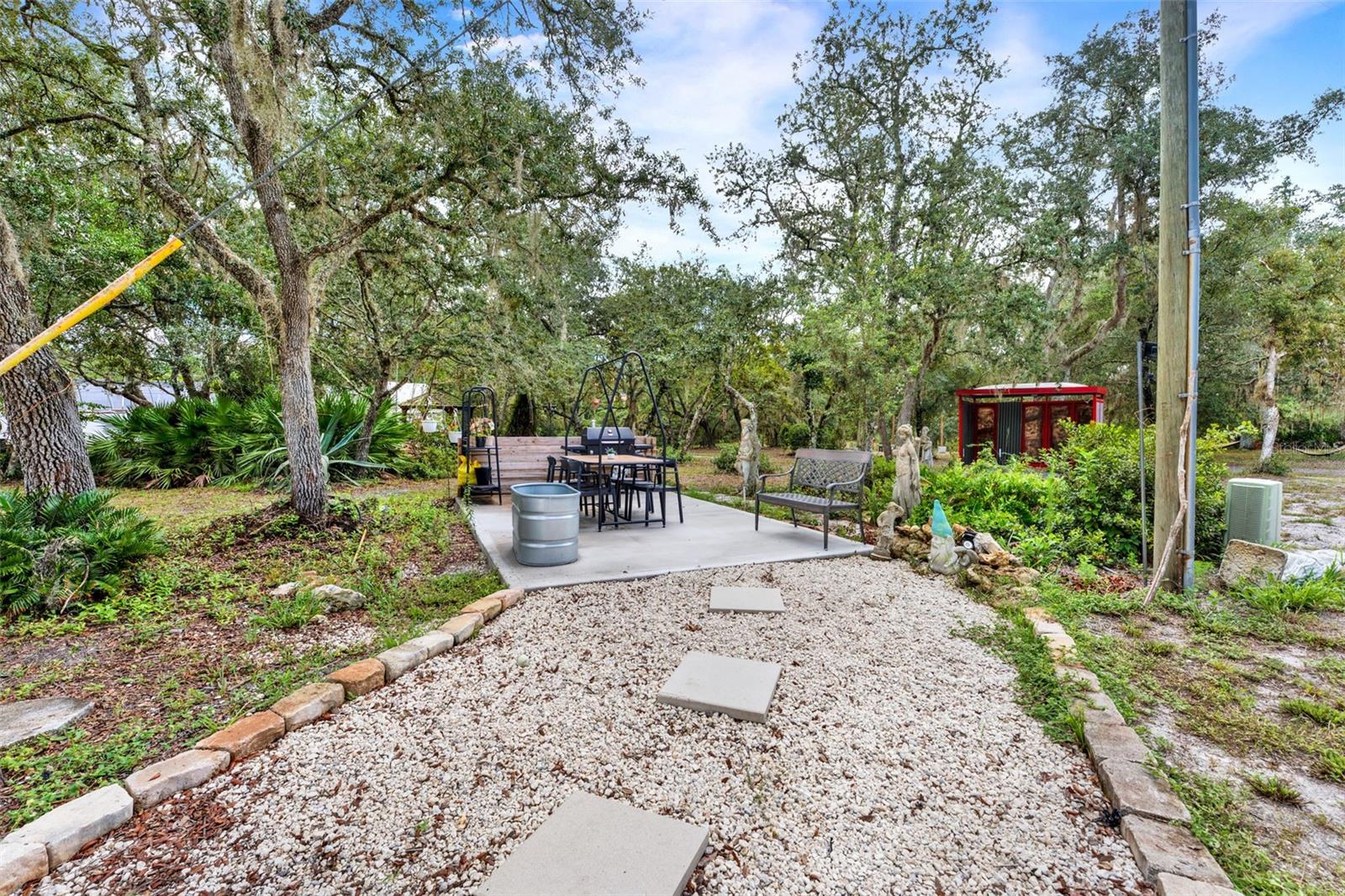 BLACKWATER OAKS - Residential