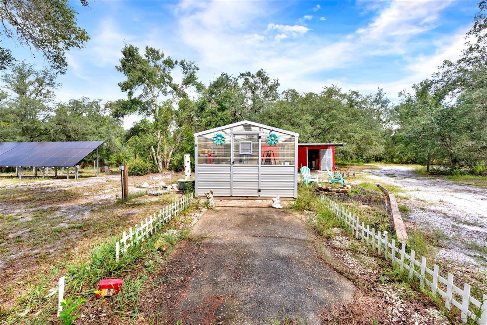 BLACKWATER OAKS - Residential